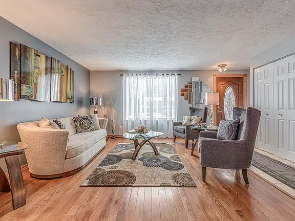 2nd image of 4826 Farley Dr