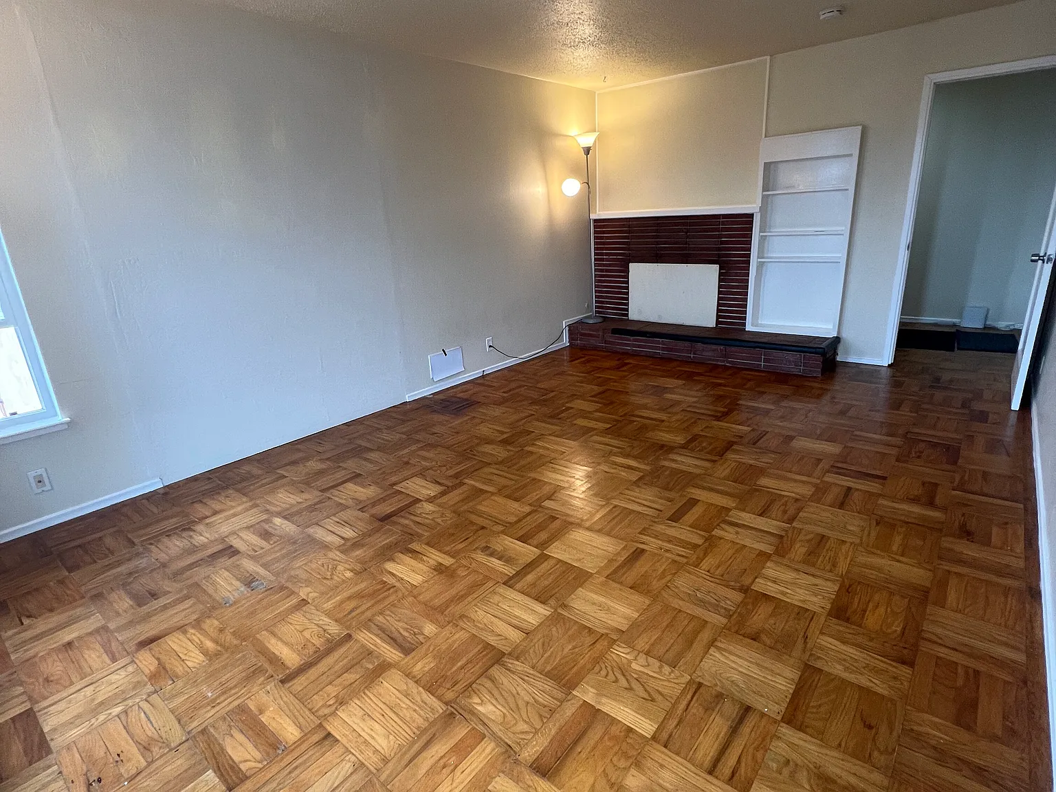 Alta Loma Ave, Daly City — Photo 1