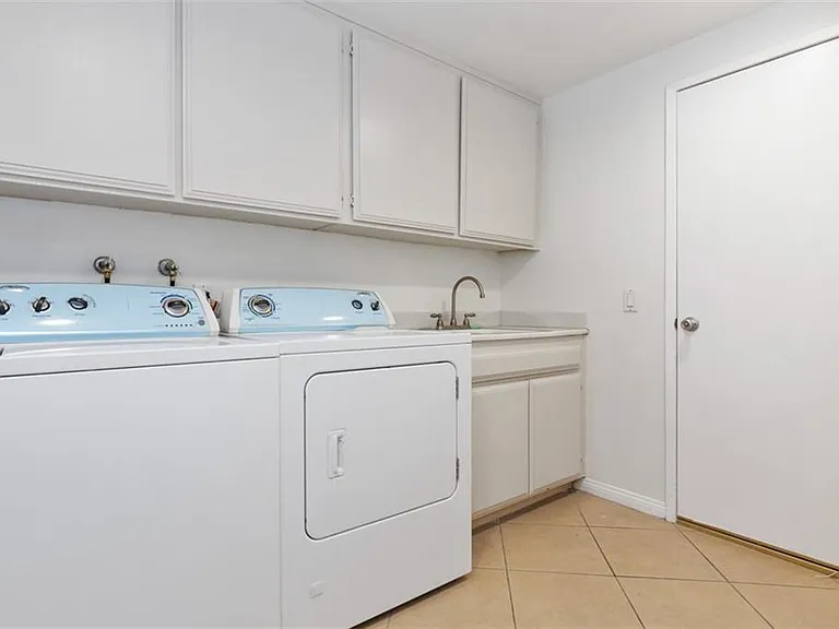 745 S Crown Pointe Dr — Photo 19