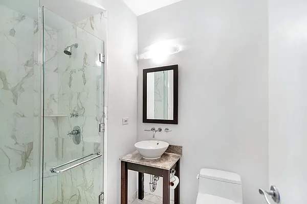 Rented by Compass | media 12