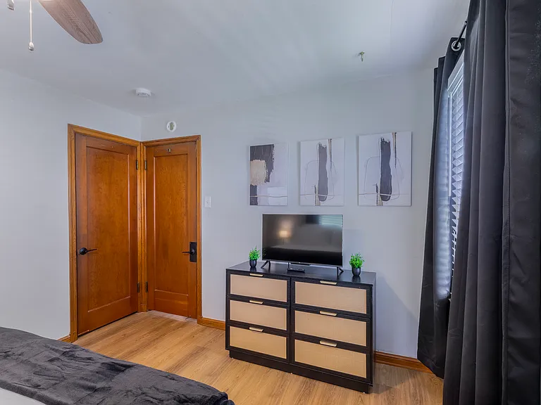 3216 Jasper Park — Photo 16