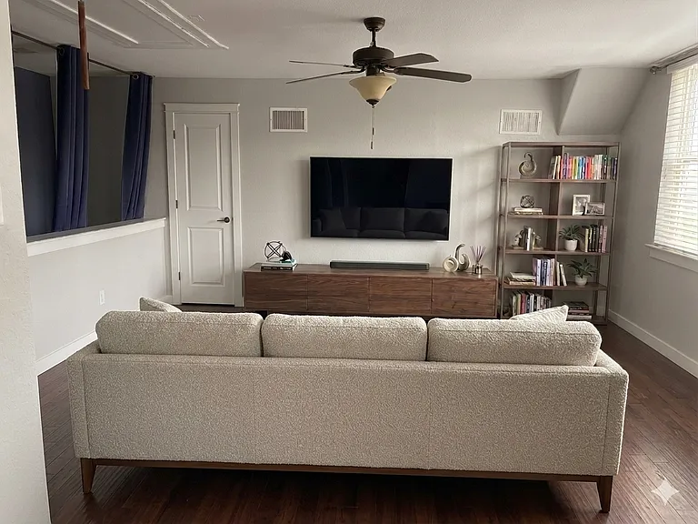 Third floor flex space