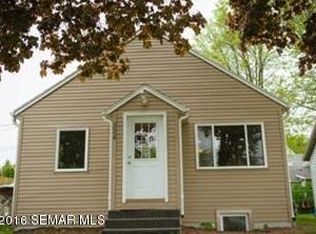 324 N Grove Ave, Owatonna, MN 55060