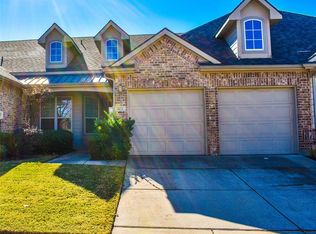 1872 Sandpiper Ln, Carrollton, TX 75007