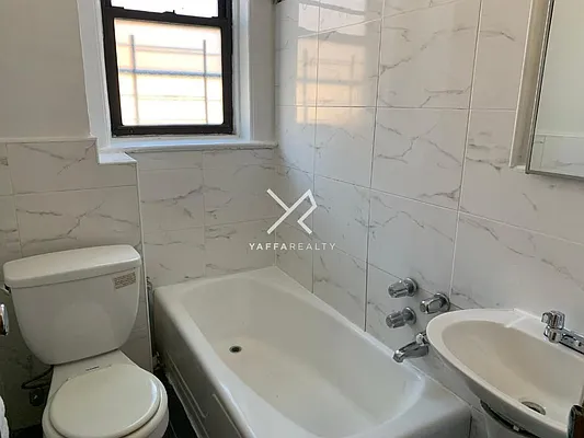 Rented by Yaffa Realty LLC | media 27