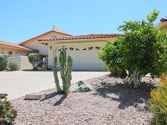 2nd image of 704 Leisure World
