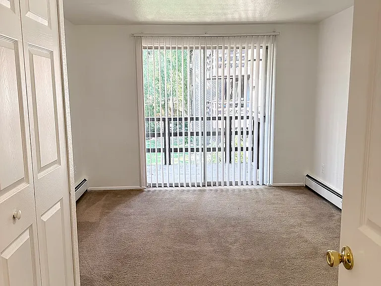 The Cove Apartments — Photo 5