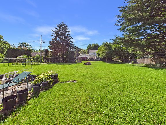 4th image of 7931 Buckskin Dr