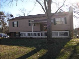 1512 N Chester Rd, Hixson, TN 37343