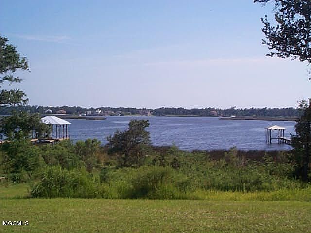 1st image of 2277 Baywood Dr