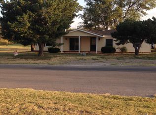 407 W Fifth St, Shattuck, OK 73858