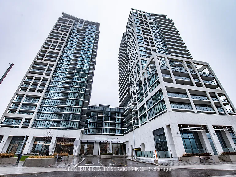 9000 Jane St #Penthouse 119 — Photo 1