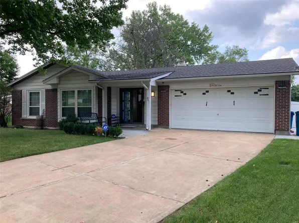 11753 Beaverton Ct, Bridgeton, MO 63044
