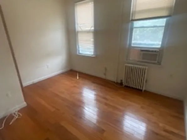 22-38 41st Street image 5 of 6