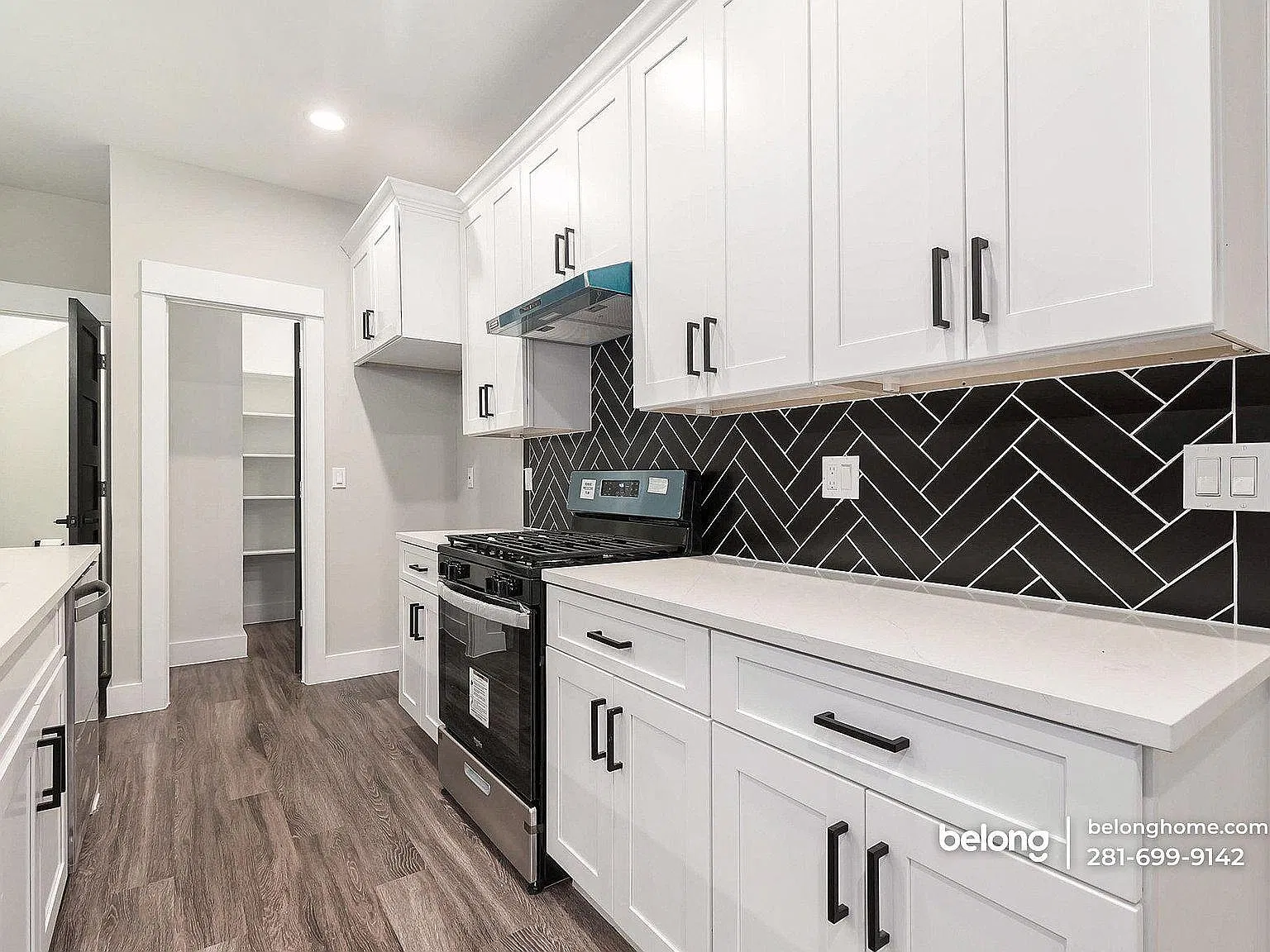 8119 Venus St — Photo 4