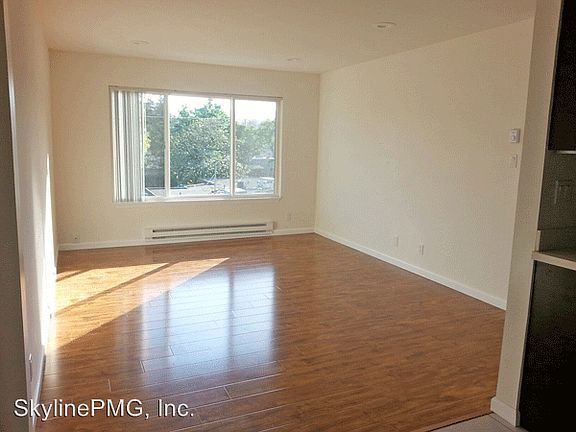 4th image of 1114 Hopkins Ave APT 4