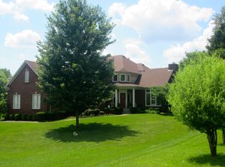 7304 E Orchard Grass Blvd, Crestwood, KY 40014