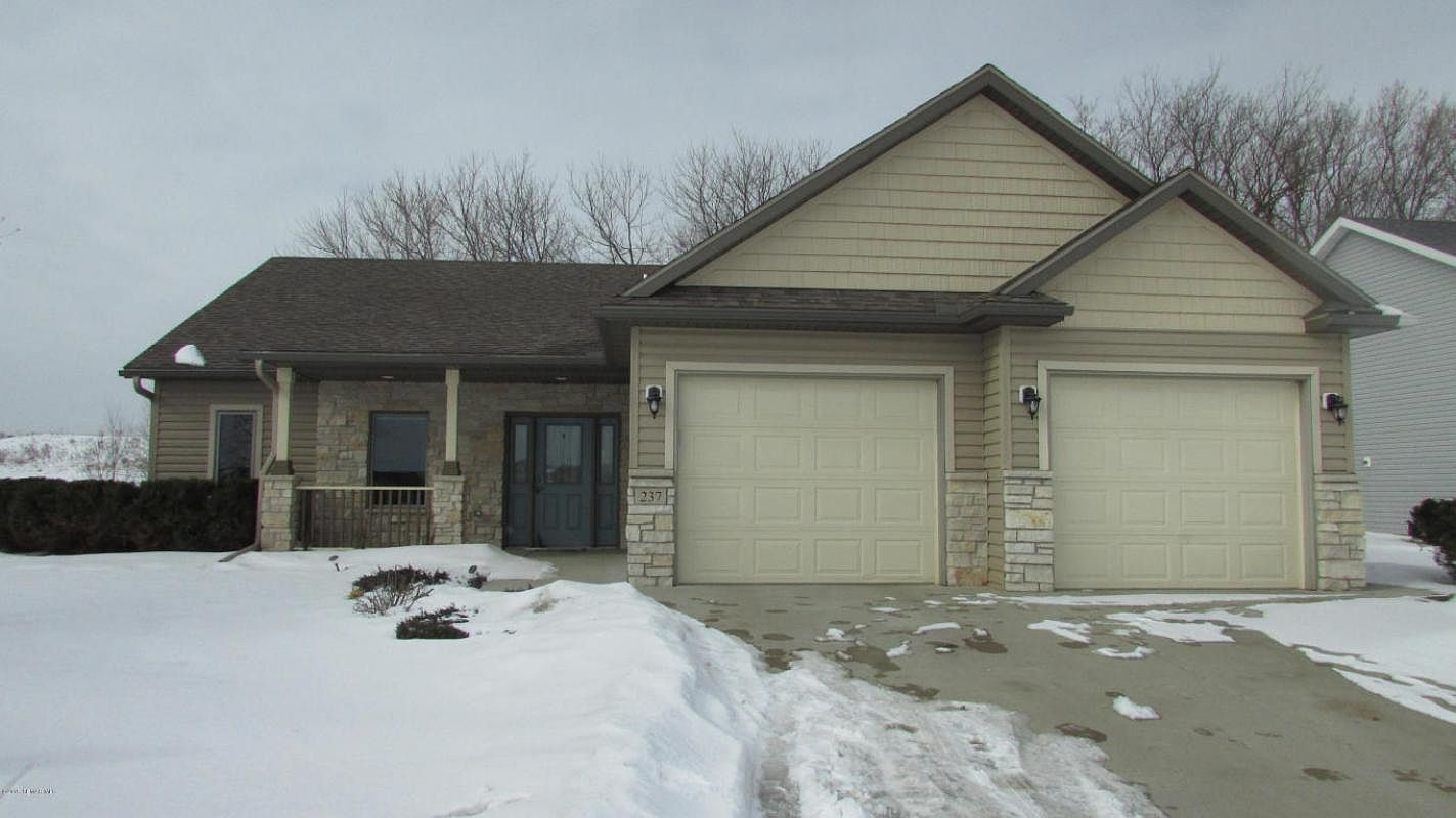 237 Golden Bear Ln, Zumbrota, MN 55992 Zillow
