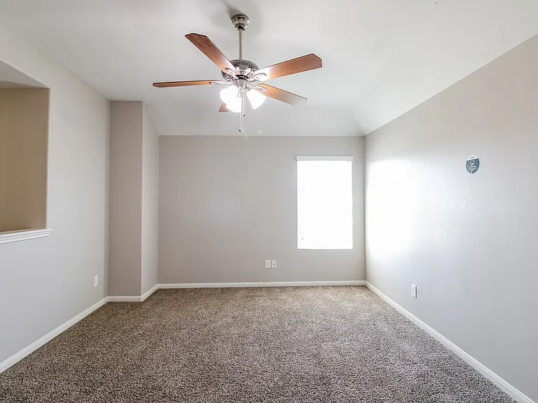 21110 Sugar Orchard Ln — Photo 12