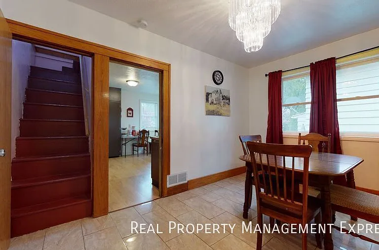 630 N Nesmith Ave — Photo 4