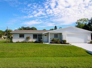 2020 Keyway Dr, Englewood, FL 34223