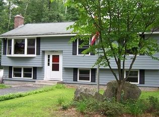 17 Williams Ave, Westford, MA 01886