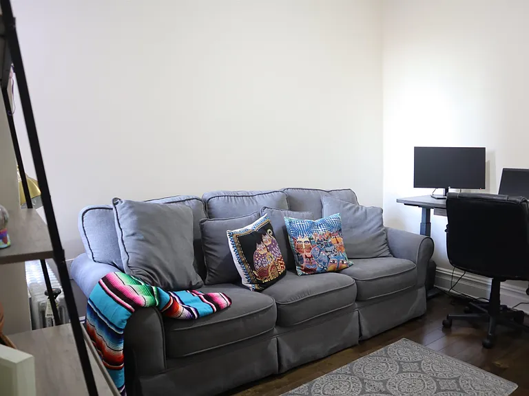 408 Woodlawn Ave #1 — Photo 11