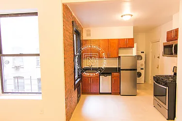 Rented by Nolita Group