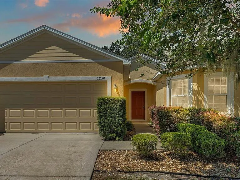 6838 Glenbrook Dr — Photo 32