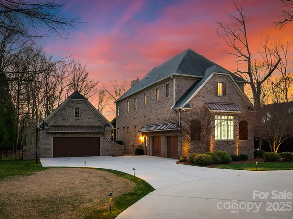 5824 Preston Ln, Charlotte, NC 28270