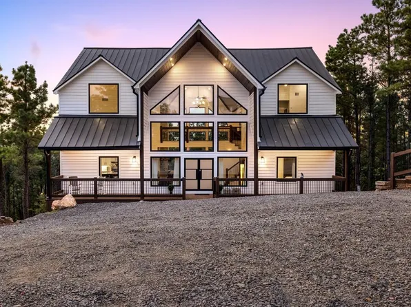 703 Virginia Pine Pl, Broken Bow, OK 74728