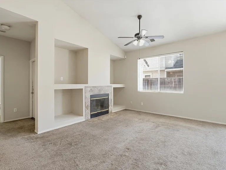 9386 Laguna Pointe Way — Photo 1