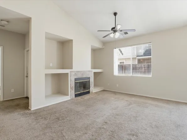 9386 Laguna Pointe Way, Elk Grove, CA 95758