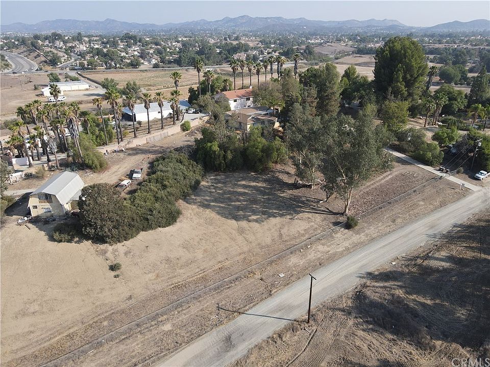 40785 Vista Murrieta, Murrieta, CA 92562 MLS SW22072902 Zillow