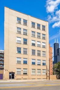 550 W Harrison St APT 551, Chicago, IL, 60607