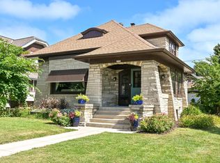 2102 N 59th St, Milwaukee, WI 53208