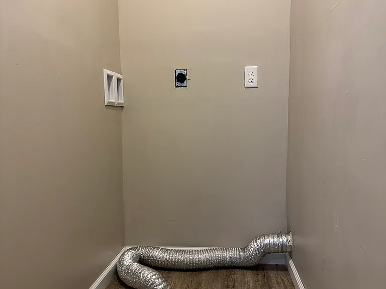810 S Maple St #6 — Photo 6