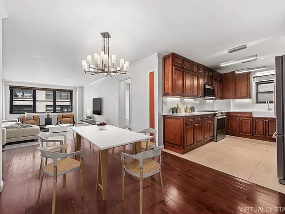 3rd image of 225 E 57th St APT 7-C