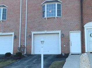 34 Hunters Run Ct, Red Lion, PA 17356