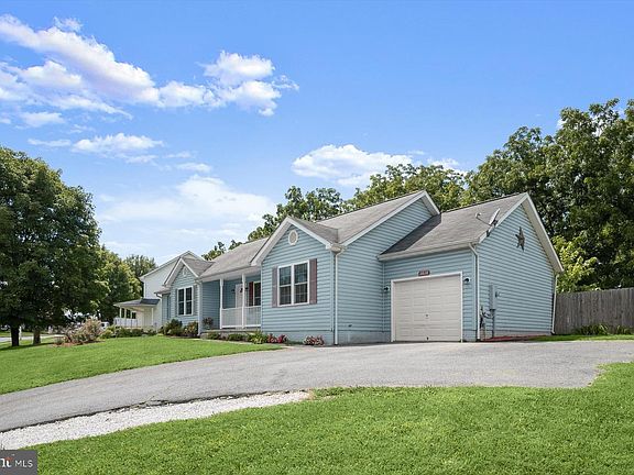 2nd image of 2828 Graybill Ct