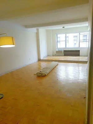 Rented by R New York | media 2