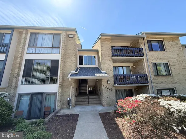 10223 Valentino Dr APT 7321, Oakton, VA 22124