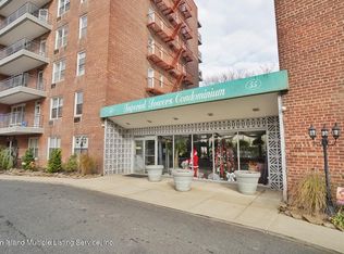 55 Austin Pl APT 4L, Staten Island, NY 10304