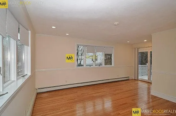 4 bed, 9999 sqft, $6,300 — Photo 3