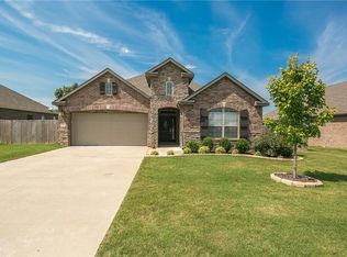 1426 Gooseneck Ln, Cave Springs, AR 72718