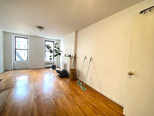 1st image of 1551 York Ave APT 3S