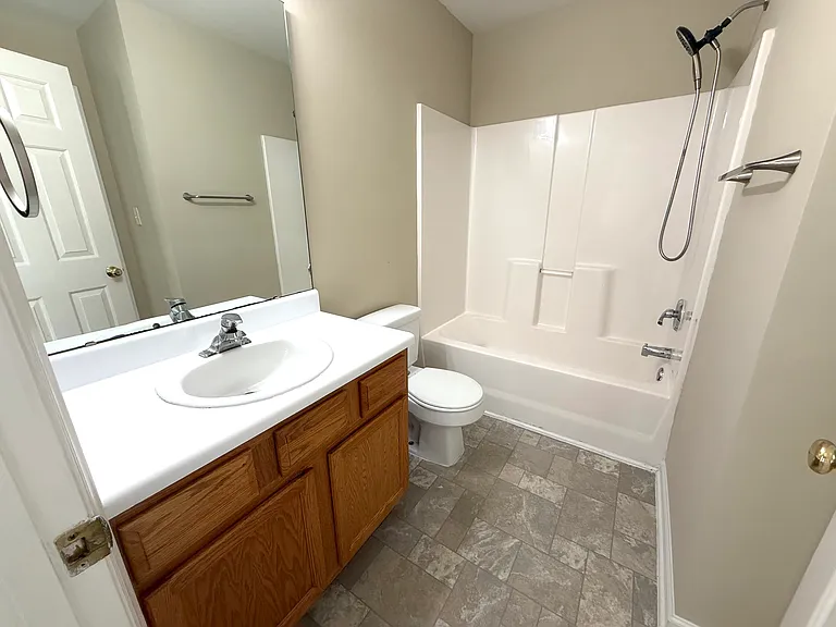 2509 Kentford Ct — Photo 24