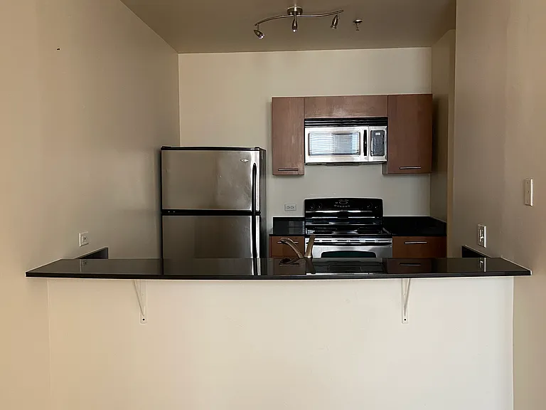 780 S Federal St #301 — Photo 5