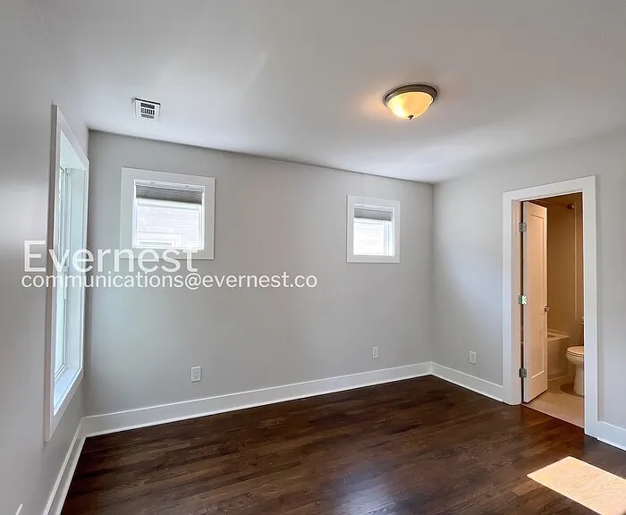 336 Queen Ave — Photo 25