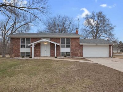717 Crosswood Dr, Saint Charles, MO, 63303